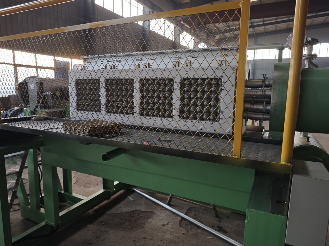 2500-3000個/時 容量 半自動 4*4 金型 卵トレイ製造機 紙パルプ成形 大量生産用