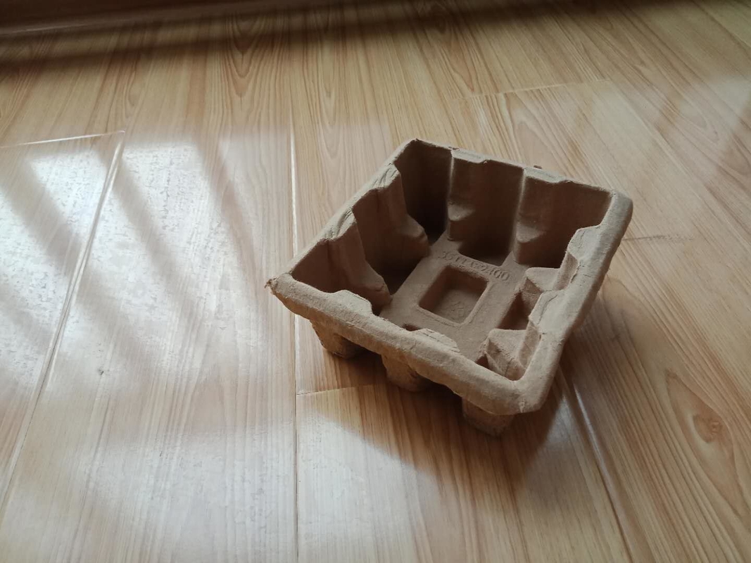 工業製品の包装のための700pcs/h紙くずのパルプの成形機